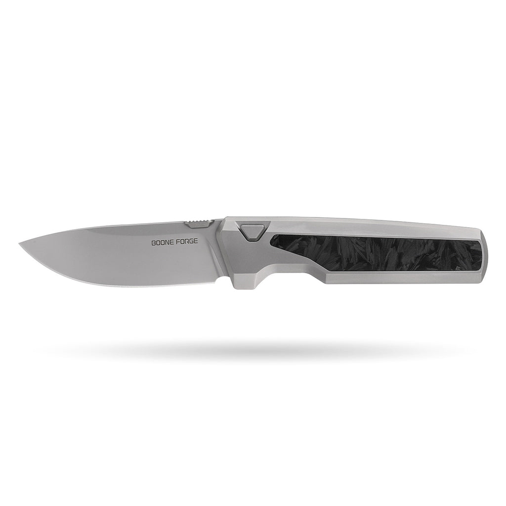 [PRE‑ORDER]BOONEFORGE Mountainfang Premium EDC Button lock & Thumb stud knife  ( 3.31" Bead Blasted M390 Blade & Grey TC4 Titanium/Carbon Fiber Handle) - BF004