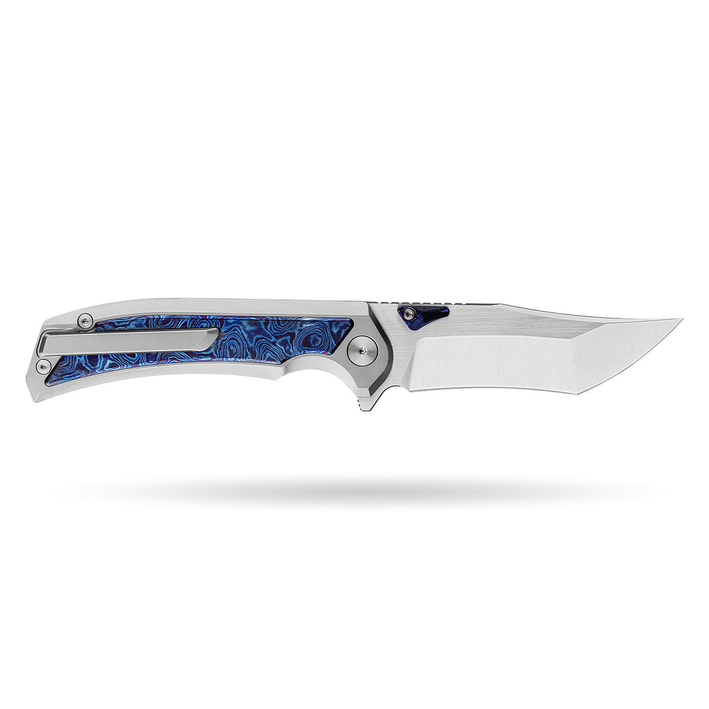 [PRE‑ORDER]BOONEFORGE Odin’s Eye Premium EDC Fliper & Thumb Stud knife ( 3.82'' Satin M390 Blade & Grey TC4 Titanium/Timascus Handle ) - BF053
