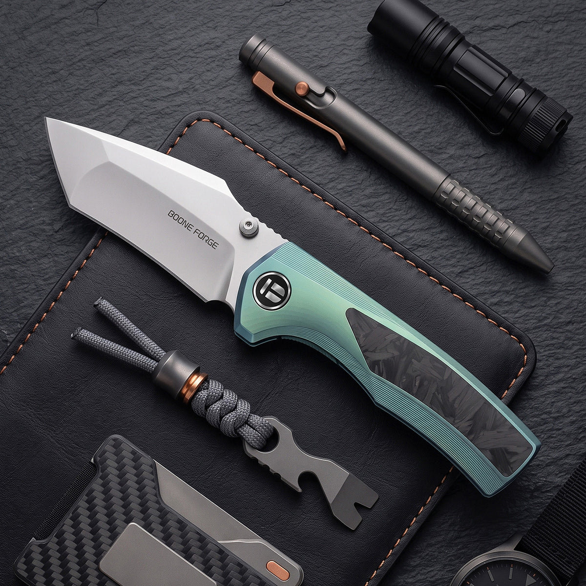[PRE‑ORDER]BOONEFORGE Bloodfang Premium EDC Thumb stud knife ( 3.41" Bead Blasted M390 Blade & Mint green TC4 Titanium/Carbon Fiber Handle) - BF007