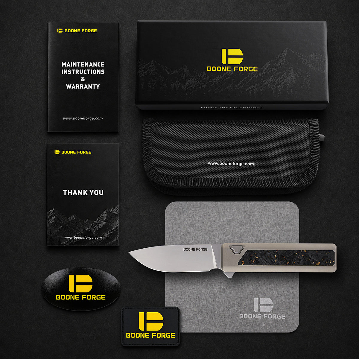 [PRE‑ORDER]BOONEFORGE Wastelander Premium EDC Button lock & Flipper knife (3.2" Bead Blasted M390 Blade & TC4 Titanium Handle/Carbon Fiber ) - BF001